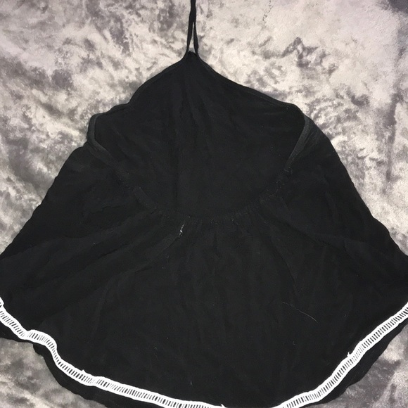 LF halter top - Picture 2 of 2